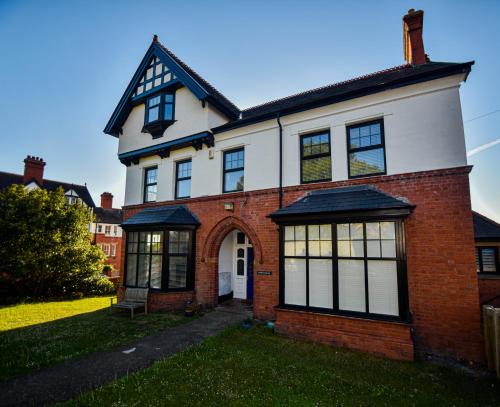 Bont Newydd House | Pantycelyn
