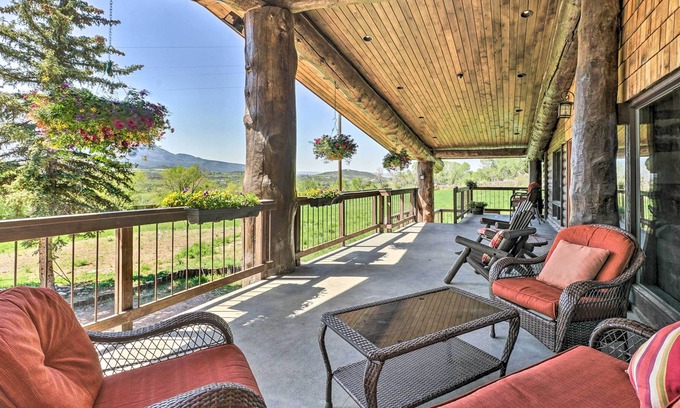 Paonia Apartment | Paonia Apartment w/ Deck + Stunning Mountain Views