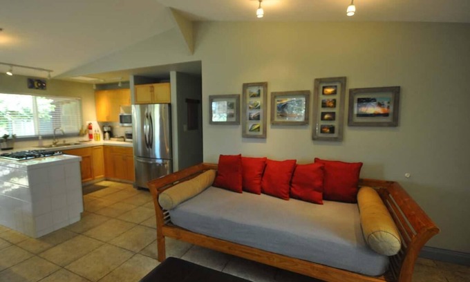 Laie House | Papaya 3: 3bdrm/1ba at Tiki Moon Villas