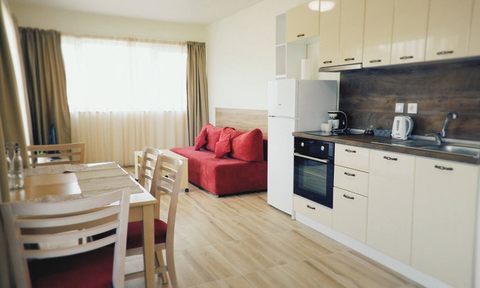 Varna Apartment | Papaya Studio 21