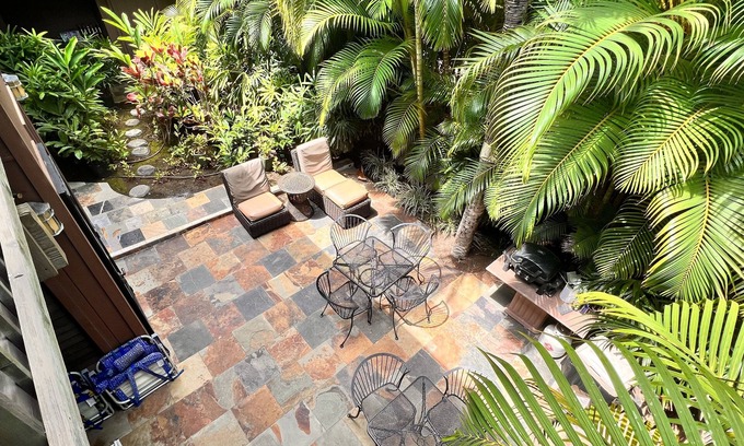 Kihei Bed & Breakfast | Papaya Suite