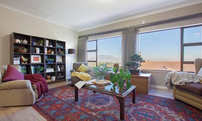 Trawal Bed & Breakfast | Paperbark Manor