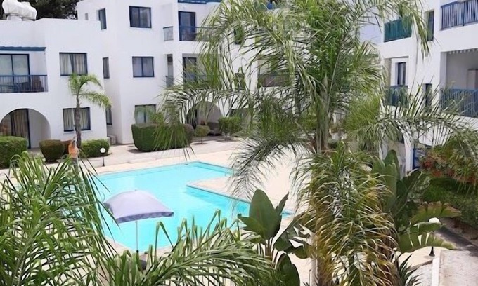 Universal Apartment | Paphos Holiday Apartments Pool view Apartment