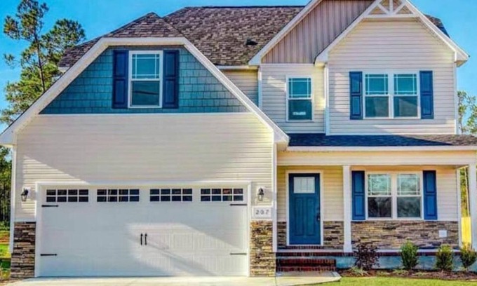 Westgate House | Par 4 Retreat at Holly Grove