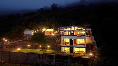 Bhim Nagar Hotel | Par-X - Villa Sukoon - 3BHK Valley View - Leave the World Far Behind