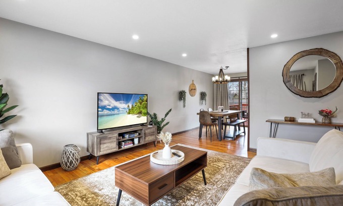 Wasco House | Paradise 4BR w/Pool & Games