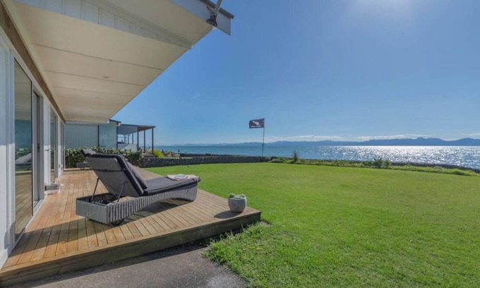 Whakatiwai House | Paradise at Your Door