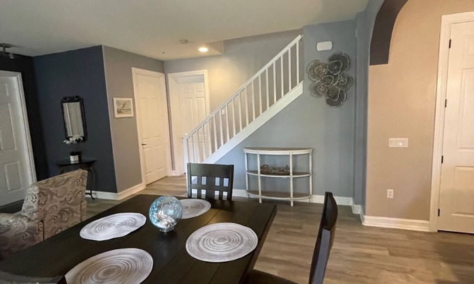Biggar Condo | Paradise Awaits! Luxury Townhouse in Paseo-Resort Style Amenities!