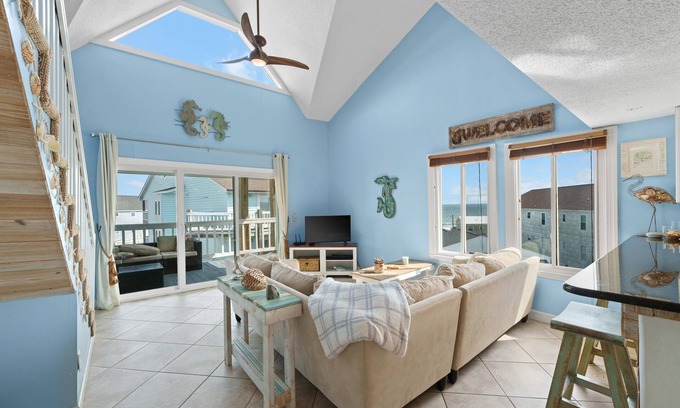 North Carolina Coast Condo | Paradise Found | Communal Pool OPEN NOW
