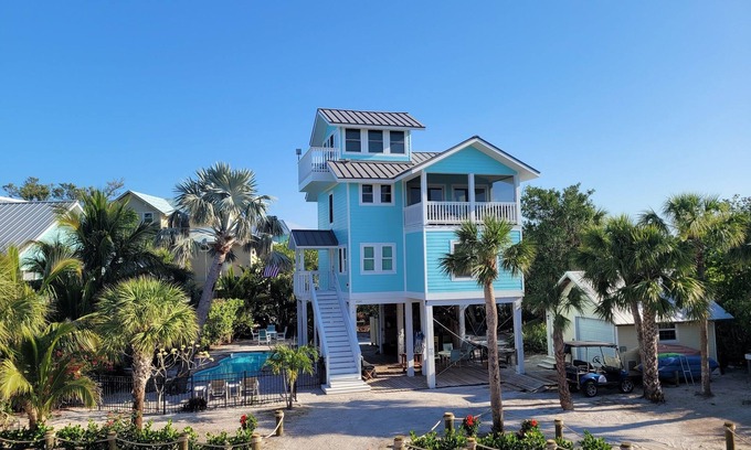 Jose's Hideaway House | Paradise Found/North Captiva/Heated Pool