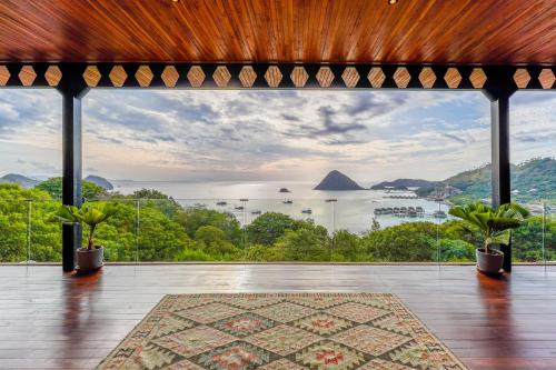 Labuan Bajo Villa | Paradise Garage Komodo Villa