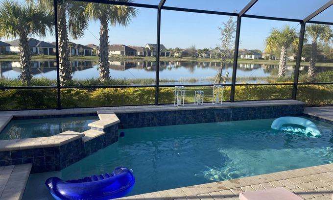River Hall House | Paradise in River Hall country club