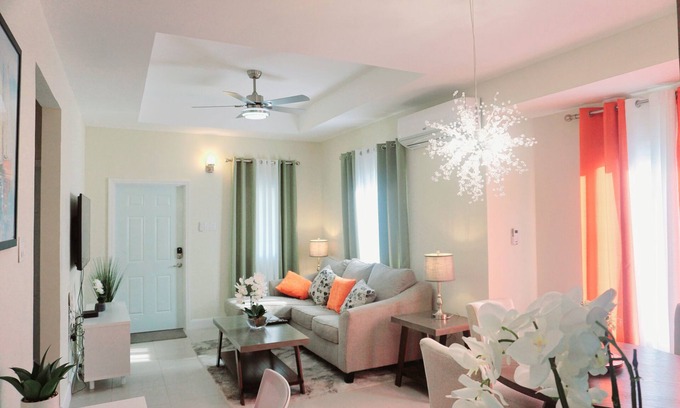 Lucea House | Paradise Oasis at Oceanpointe (btw Montego Bay and Negril)
