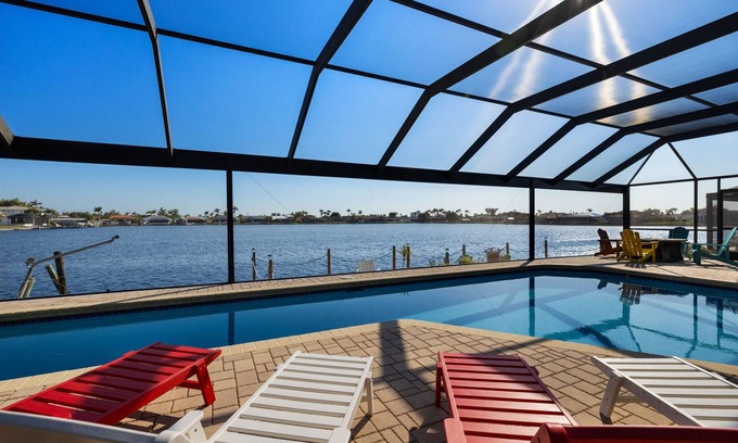 Eight Lakes House | Paradise on the Lake