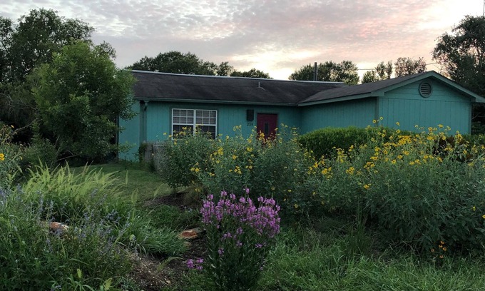 Martindale House | Paradise on the River