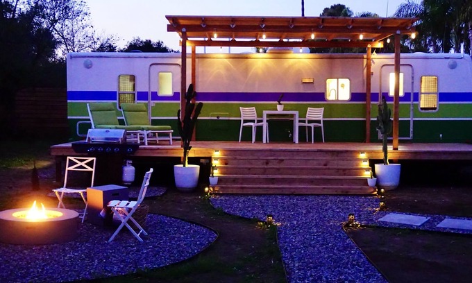 Fallbrook House | Paradise Ranch Trailer in Wine Country