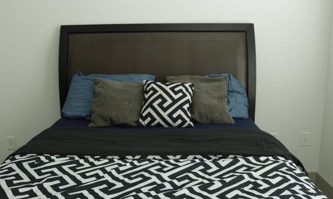 Peachtree Corners Apartment | Paradise Retreat for two