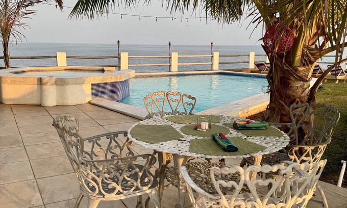 El Cuco Hotel | Paradise Surf Hotel