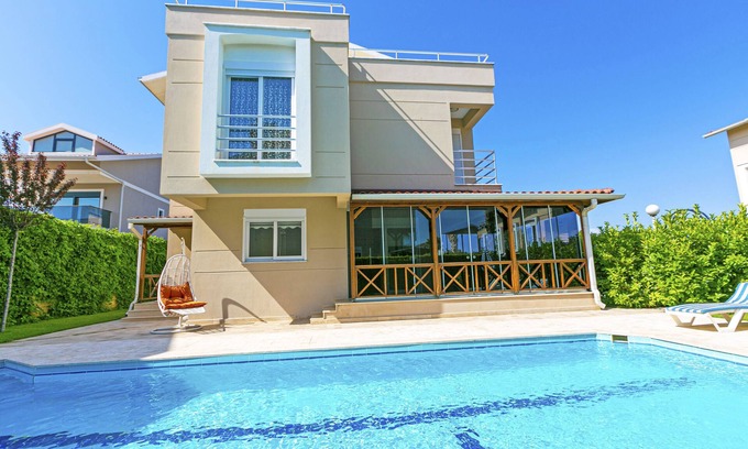 Kadriye Villa | Paradise Town Villa Beltania