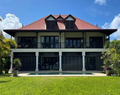 Mahe Island Villa | Paradise Villa Eden Island