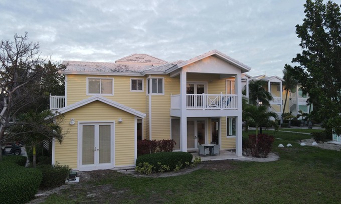 Bimini Islands Villa | Paradise Villa Located on the Beautiful Caribbean Island Bimini