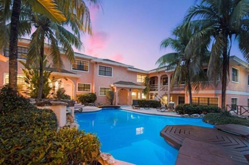 Paradise Island Apartment | Paradise Villas Paradise Island