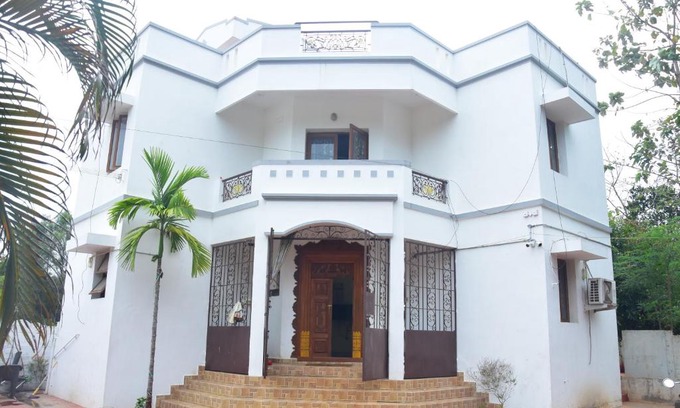 Moratandi Villa | Paradise White Villa
