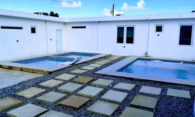 Hatillo Villa | Paradiso by the sea/private pool and food walkingnn
