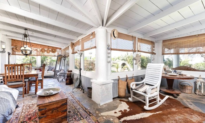Amaniou House | Paradiso Vintage Villa: Traditional 1944 Gem