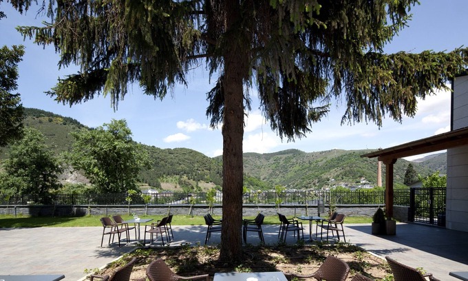 Villafranca del Bierzo Hotel | Parador Villafranca del Bierzo