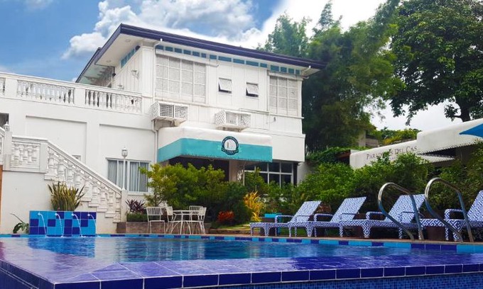 Taal Bed & Breakfast | Paradores Del Castillo