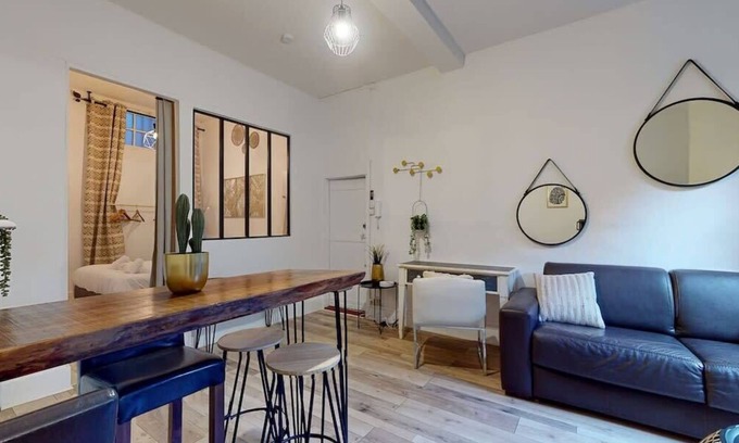 Toulouse City-Centre Apartment | Parga 2 · Terrasse/Clim - Capitole - Bord Garonne