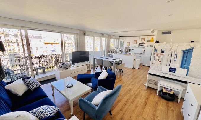 Quartier du Petit-Montrouge Apartment | * * * * * PARIS * * * * * n FIVE STARS