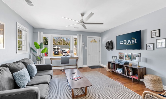 North Charleston House | Park Circle Oasis | HotTub & Record Player