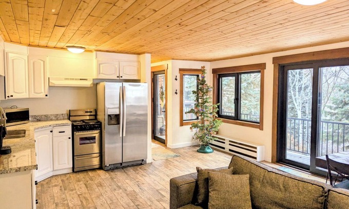 Pinebrook Apartment | Park City Guesthouse 1-bedroom Retreat