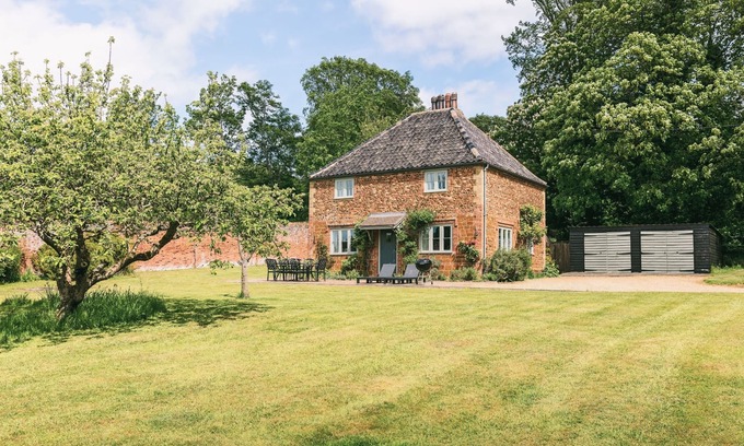 Ringstead Cottage | Park Cottage, Fring, Norfolk