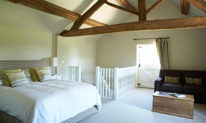 Flecknoe Bed & Breakfast | Park Farm