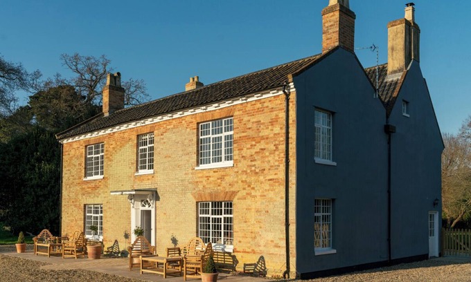 Beccles House | Park Farm House - Henham Park Nr Southwold
