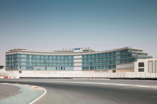 Motor City Hotel | Park Inn by Radisson Dubai Motor City