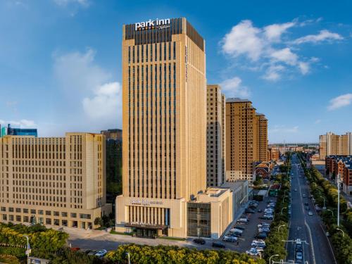 Jinghai County Hotel | Park Inn by Radisson Tianjin Jinghai Wanda Plaza