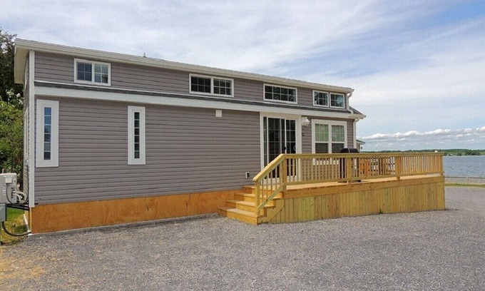 Cape Vincent House | Park Model #29 - 1 bedroom/1 bath