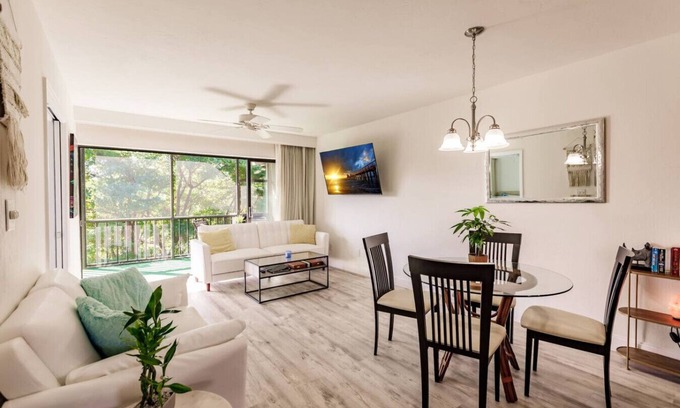 Park Shore Condo | Park Shore Resort-Top Floor BLDGJ #457 Water Views