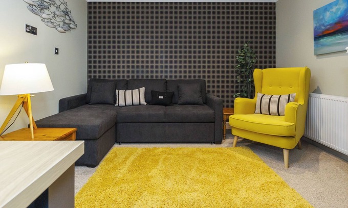 Stornoway Apartment | Park Suite 2 - adjacent to Park Suite 1