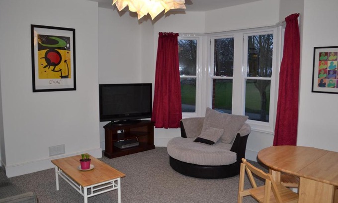 Worthing Apartment | Park View - Two bedroom apartment