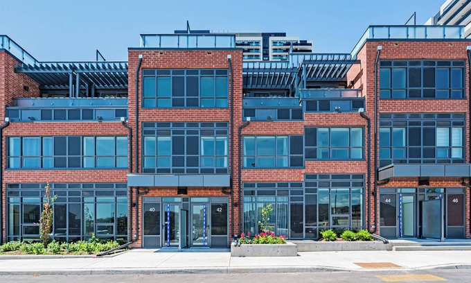 Durham Region House | Parking! 4BR Town, Costco, Durham College, Oshawa