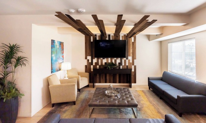 Richardson Hotel | Parks Residential -Richardson