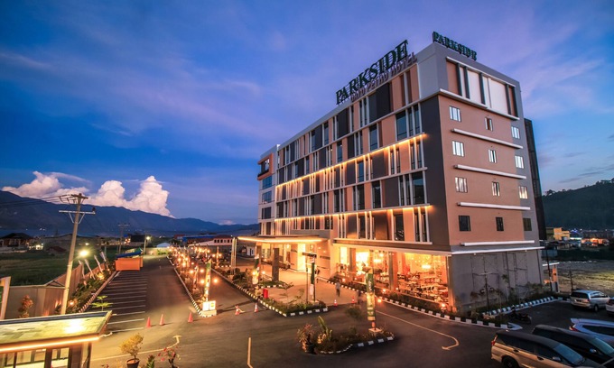 Takengon Hotel | Parkside Gayo Petro Hotel