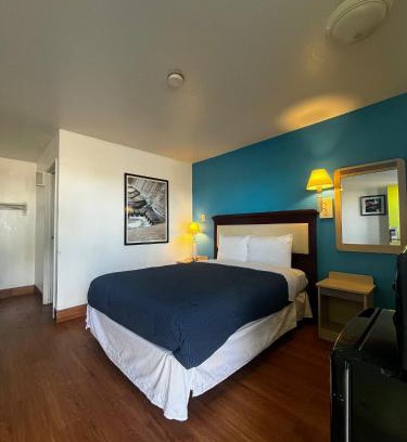 Sweetwater Hotel | Parkside Inn by PHG - Sweetwater
