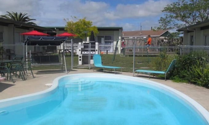 Dargaville Hotel | Parkview Motel