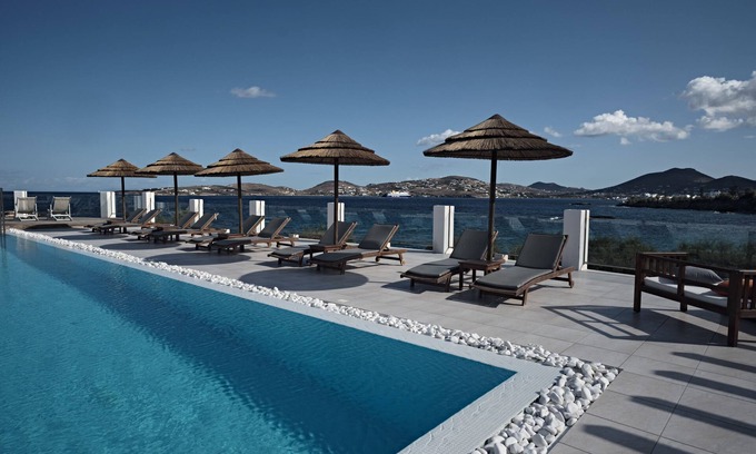 Parasporos Hotel | Paros Bay Hotel
